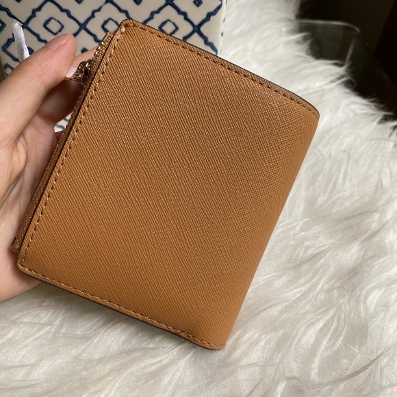 Tory Burch Emerson Mini Leather Wallet - Picture 8 of 11